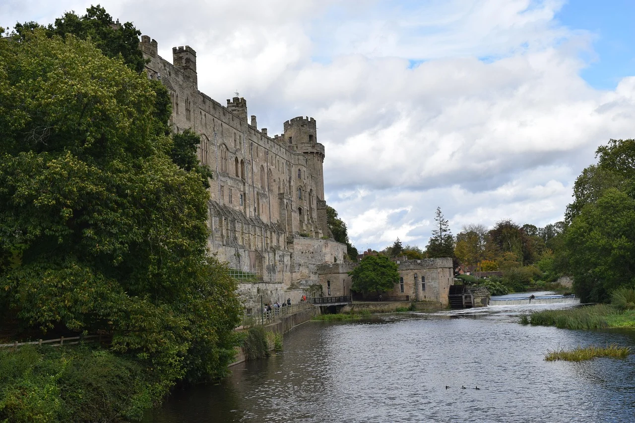 Warwick castle and surrounding moat